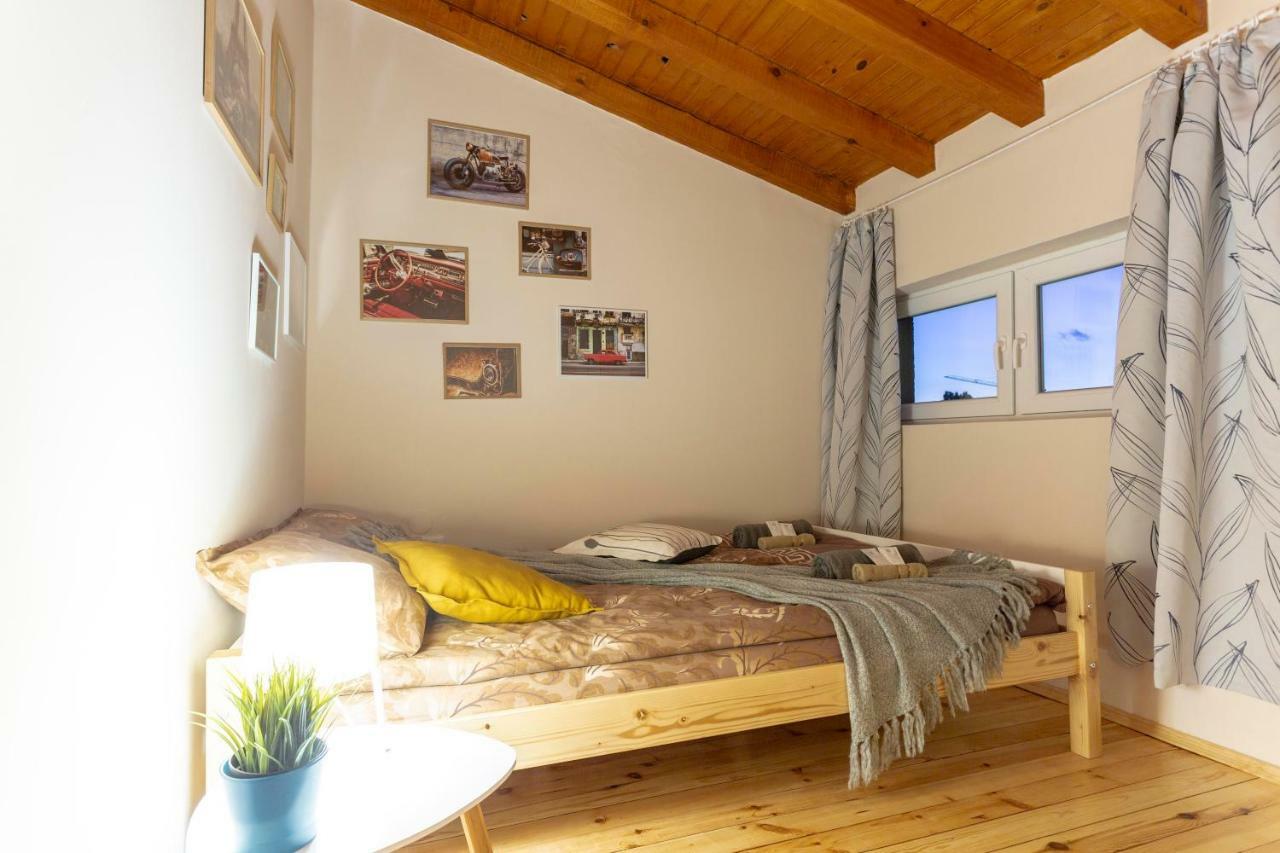 Gallery B28 - 3 Bedroom Downtown Sofia